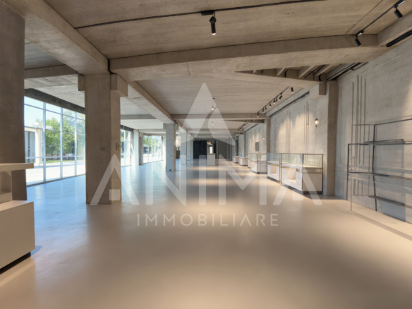 Locale commerciale 370 mq – nuova costruzione